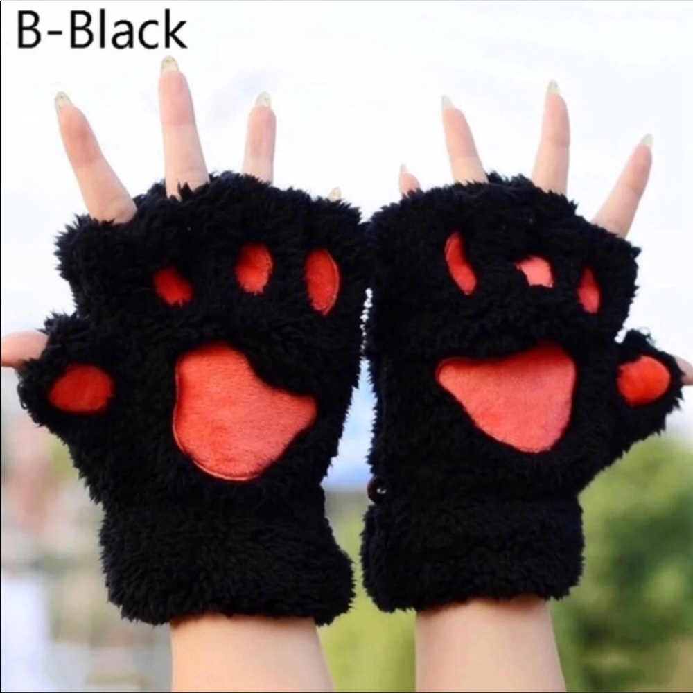 Black Plush Hobo Paw Gloves